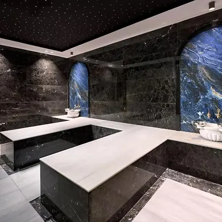 アパート Luxury In The Center Of 100m To The Sea