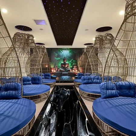 アパート Luxury In The Center Of 100m To The Sea アランヤ