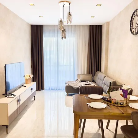 アパート Luxury In The Center Of 100m To The Sea *